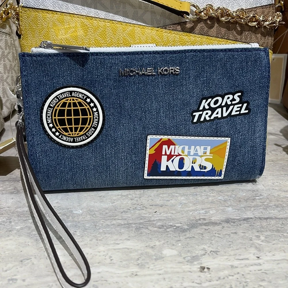 Michael Kors Jet Set Travel Lg Embellished Denim Wristlet Wallet Phone Patches - Picture 16 of 16